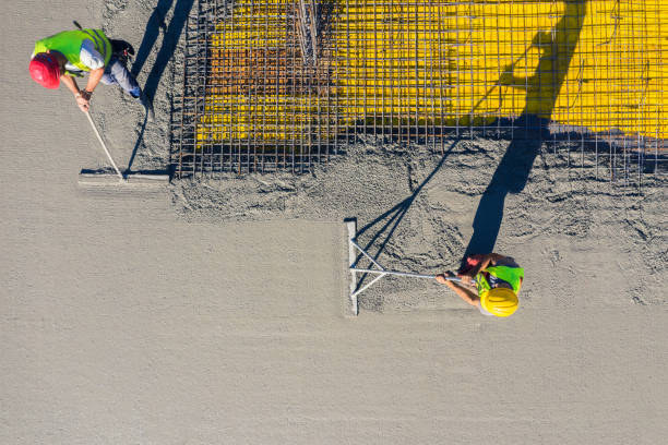 Best Custom Concrete Contractor  in Montgomery, IL